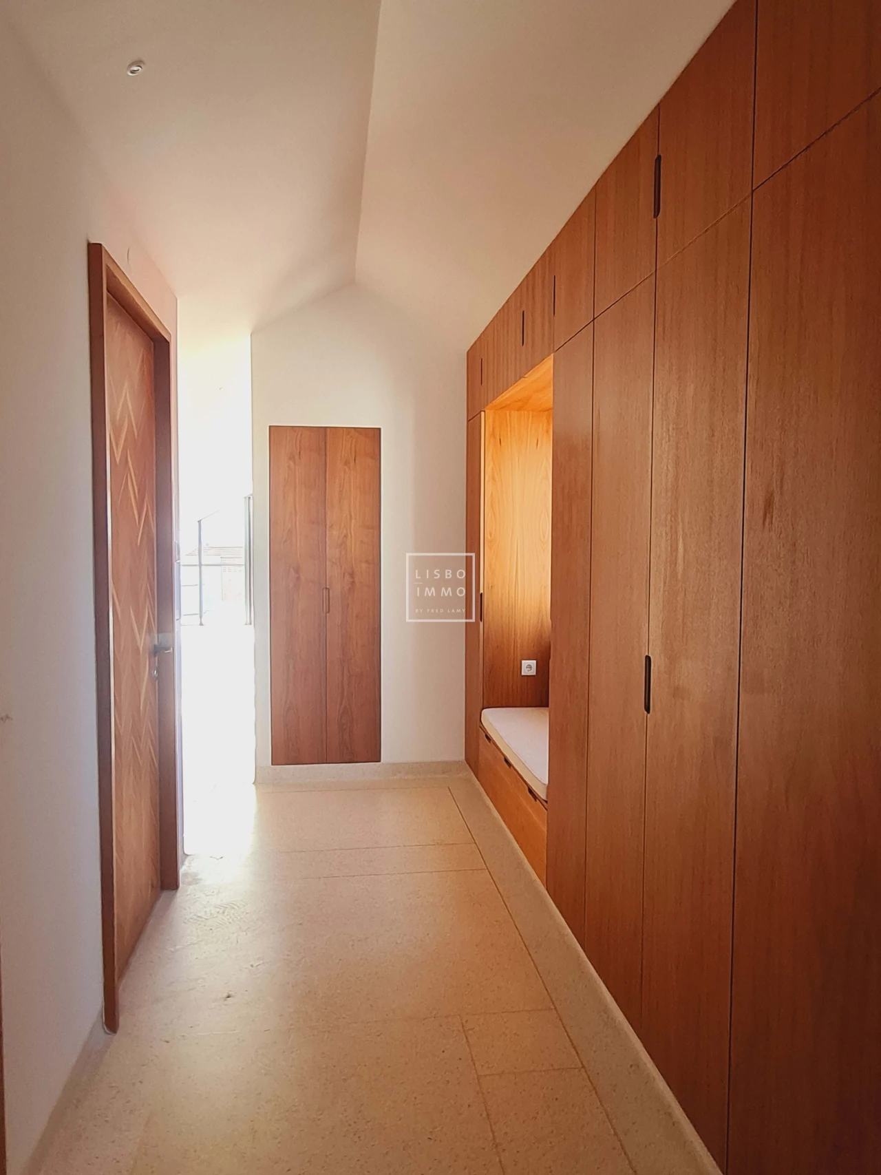 Apartamento T2 para Venda em Santo António Foto 32