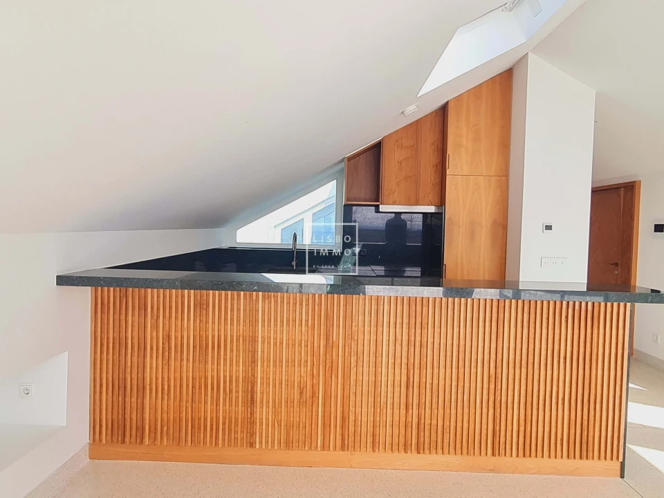 Apartamento T2 para Venda em Santo António Foto 19