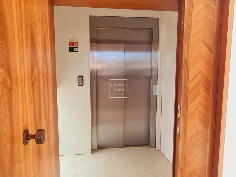 Apartamento T2 para Venda em Santo António Foto 25