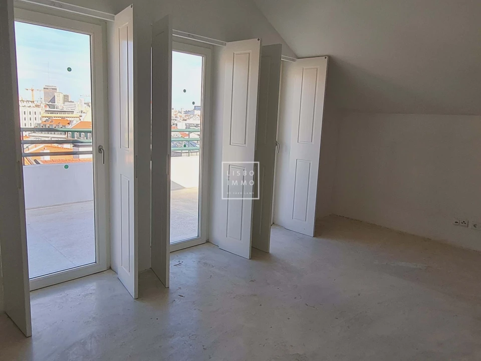 Apartamento T2 para Venda em Santo António Foto 35