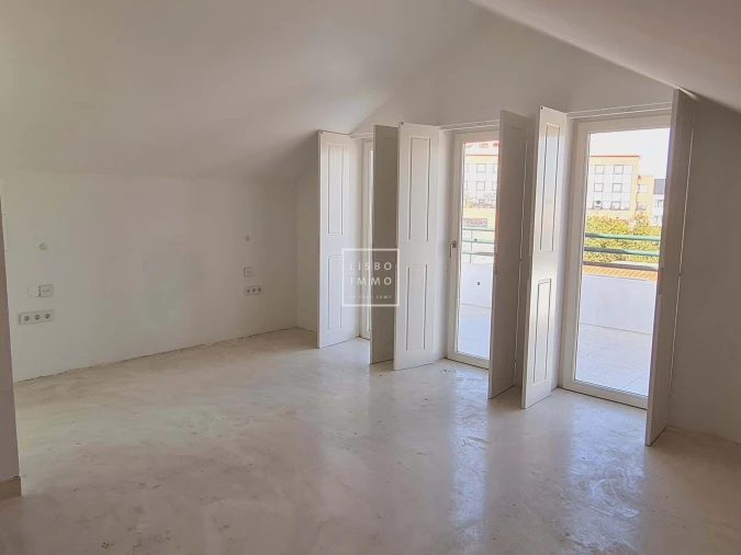 Apartamento T2 para Venda em Santo António Foto 37