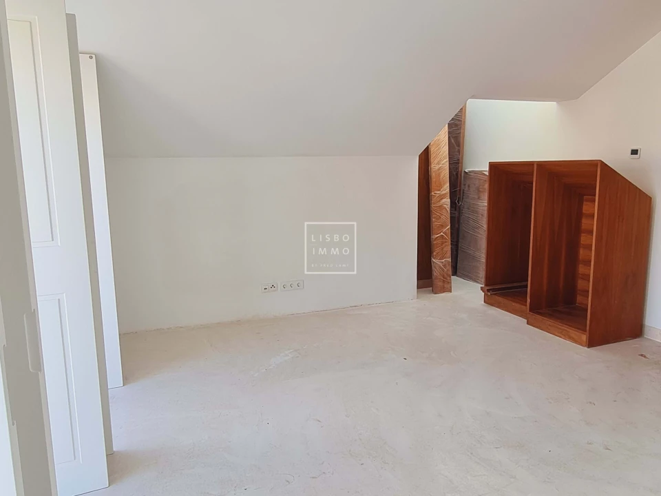 Apartamento T2 para Venda em Santo António Foto 36