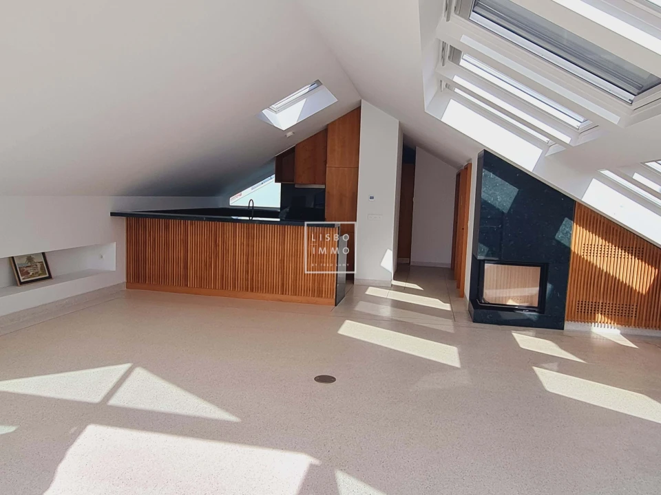 Apartamento T2 para Venda em Santo António Foto 9