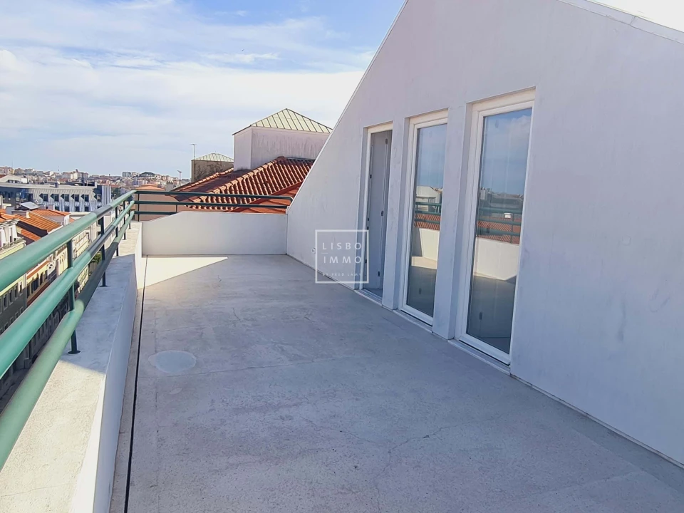 Apartamento T2 para Venda em Santo António Foto 42