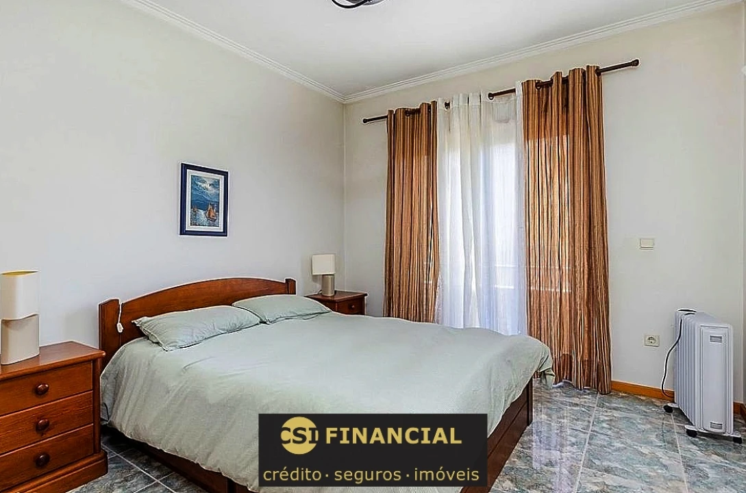 Apartamento T2 para Venda em Esmoriz Foto 4