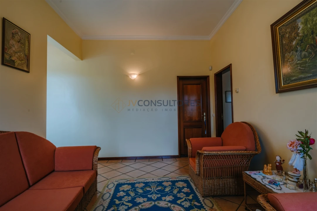 Moradia T3 para Venda em Ossela Foto 26