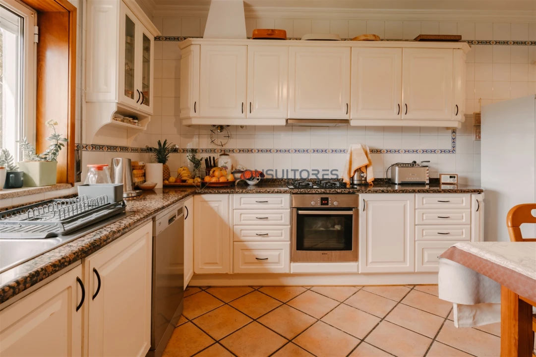 Moradia T3 para Venda em Ossela Foto 21