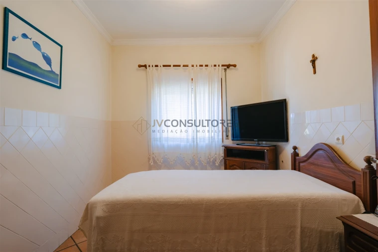 Moradia T3 para Venda em Ossela Foto 23