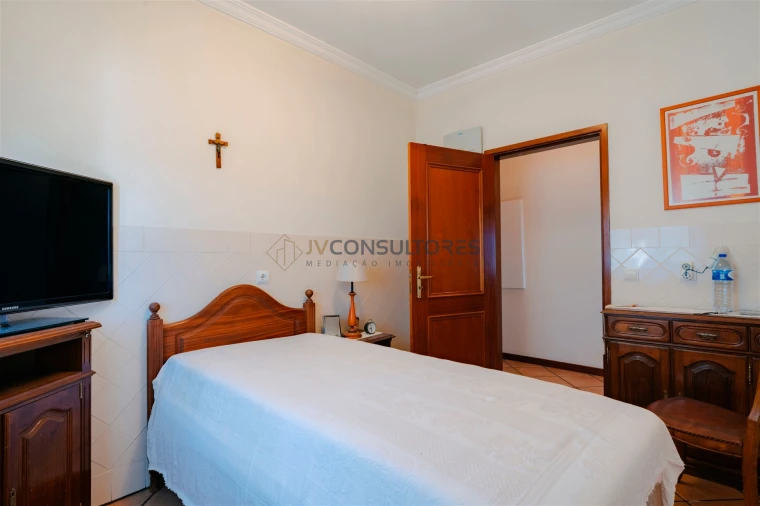 Moradia T3 para Venda em Ossela Foto 22