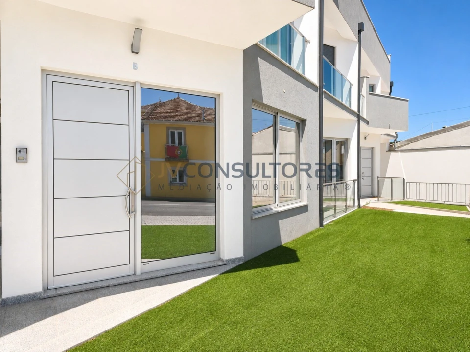 Apartamento T2 para Venda em Valongo do Vouga Foto 1