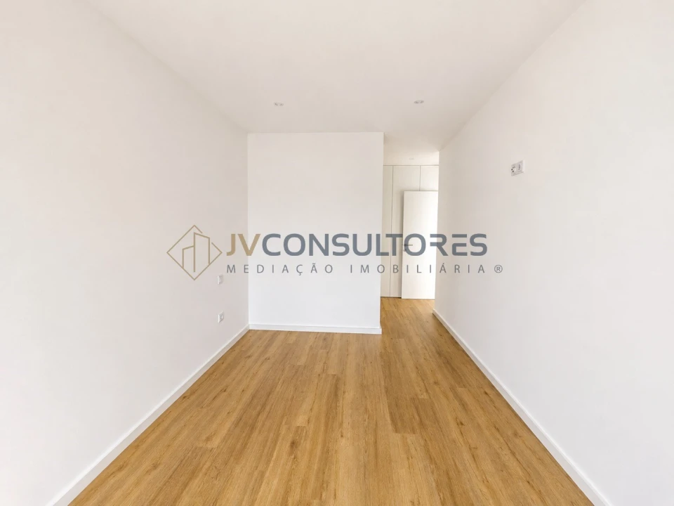 Apartamento T2 para Venda em Valongo do Vouga Foto 9