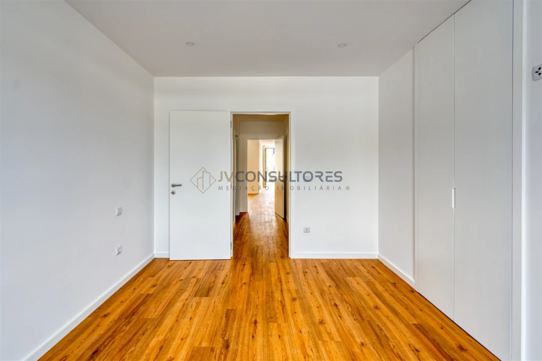 Apartamento T1 para Venda em Valongo do Vouga Foto 53