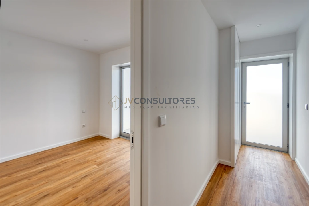 Apartamento T1 para Venda em Valongo do Vouga Foto 9