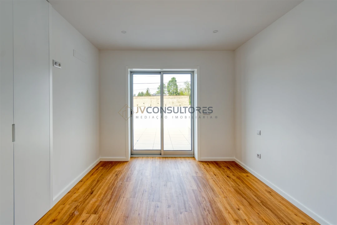 Apartamento T1 para Venda em Valongo do Vouga Foto 52