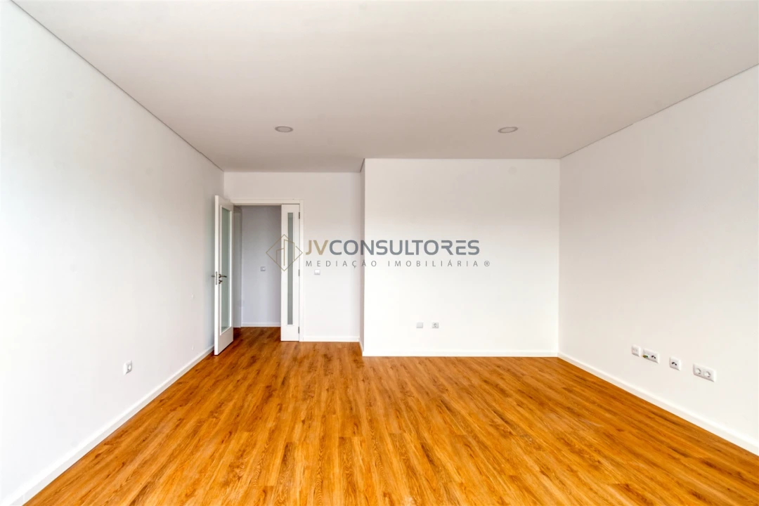 Apartamento T1 para Venda em Valongo do Vouga Foto 107
