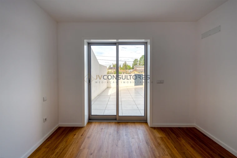 Apartamento T1 para Venda em Valongo do Vouga Foto 13