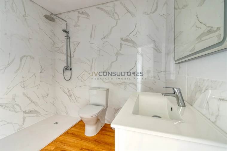 Apartamento T1 para Venda em Valongo do Vouga Foto 65