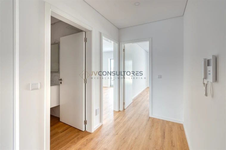 Apartamento T1 para Venda em Valongo do Vouga Foto 115