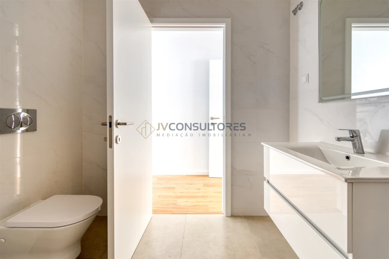 Apartamento T1 para Venda em Valongo do Vouga Foto 23