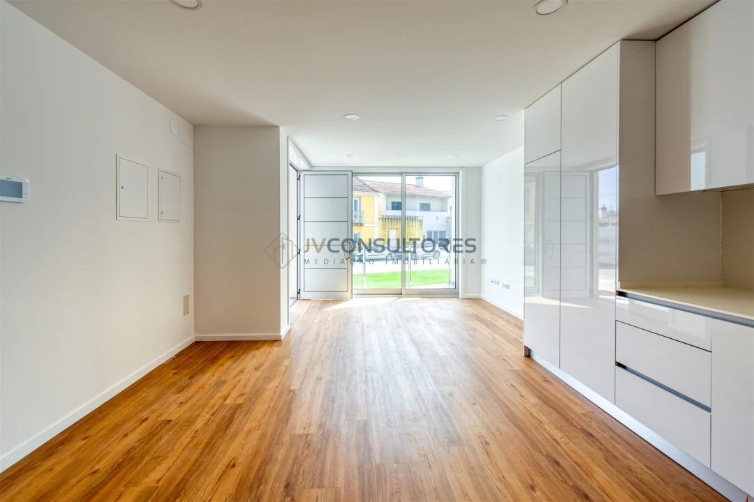 Apartamento T1 para Venda em Valongo do Vouga Foto 45