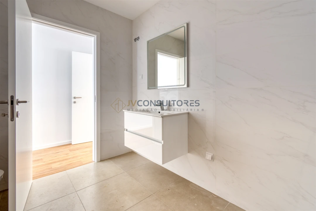 Apartamento T1 para Venda em Valongo do Vouga Foto 22