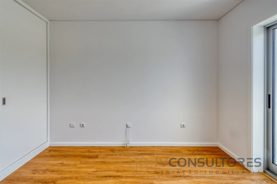 Apartamento T2 para Venda em Valongo do Vouga Foto 38
