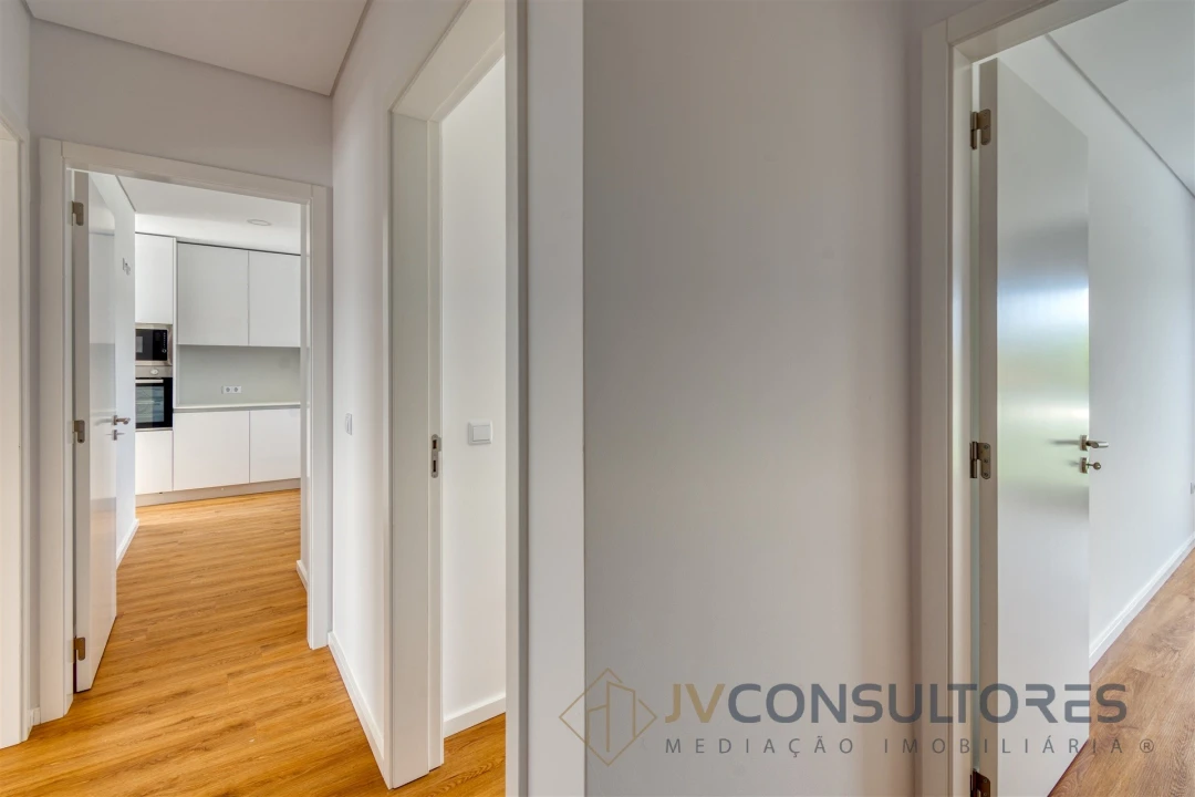 Apartamento T2 para Venda em Valongo do Vouga Foto 40