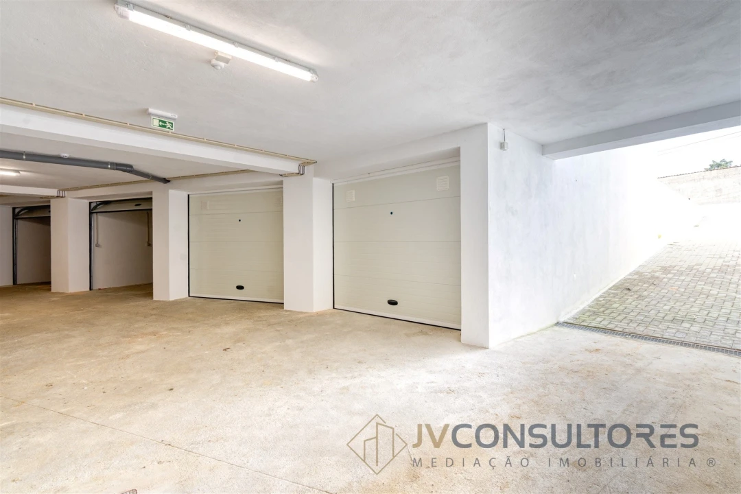 Apartamento T2 para Venda em Valongo do Vouga Foto 16