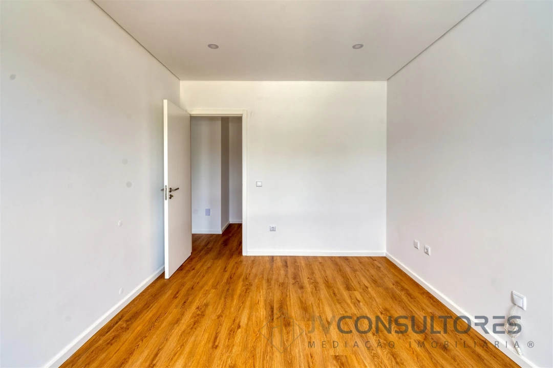 Apartamento T2 para Venda em Valongo do Vouga Foto 35