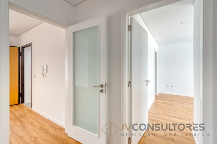 Apartamento T2 para Venda em Valongo do Vouga Foto 25