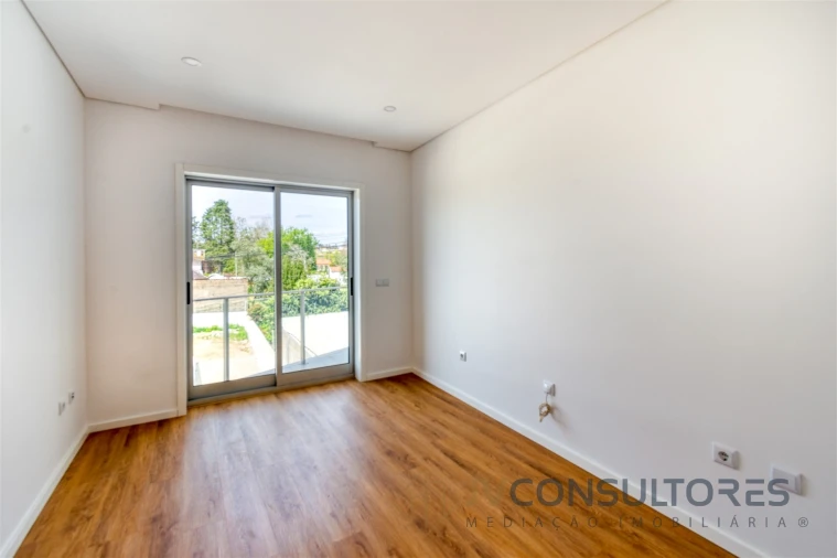 Apartamento T2 para Venda em Valongo do Vouga Foto 7