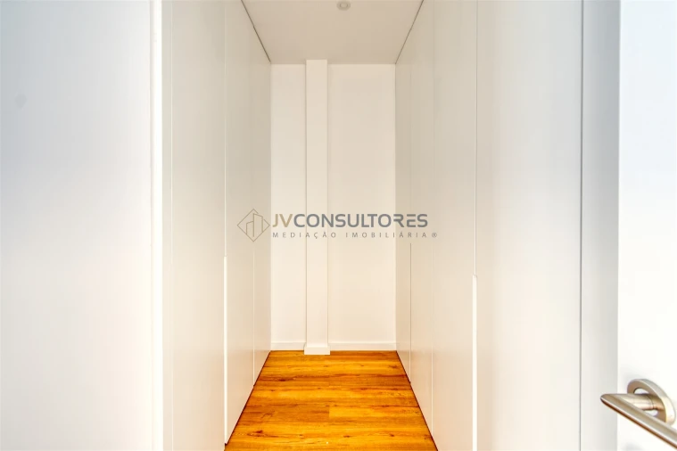 Apartamento T2 para Venda em Valongo do Vouga Foto 34