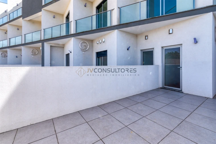 Apartamento T2 para Venda em Valongo do Vouga Foto 2