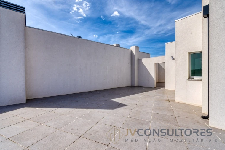 Apartamento T2 para Venda em Valongo do Vouga Foto 11