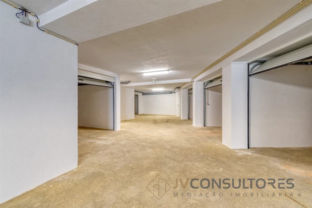 Apartamento T2 para Venda em Valongo do Vouga Foto 18