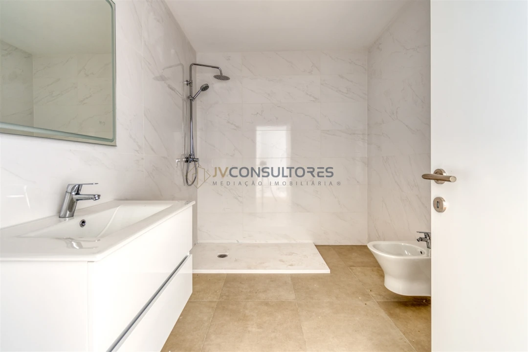 Apartamento T2 para Venda em Valongo do Vouga Foto 25