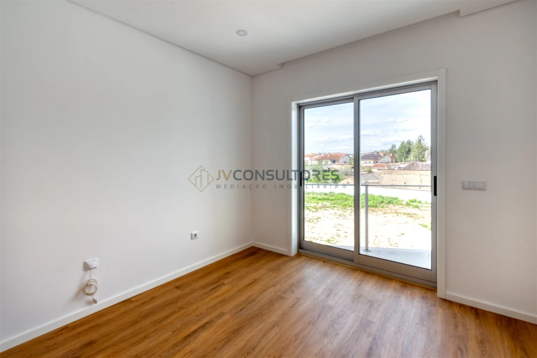 Apartamento T2 para Venda em Valongo do Vouga Foto 88