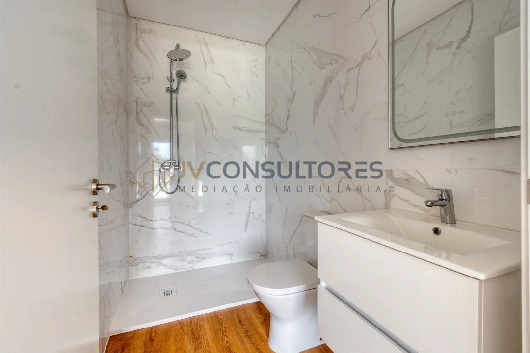 Apartamento T2 para Venda em Valongo do Vouga Foto 27