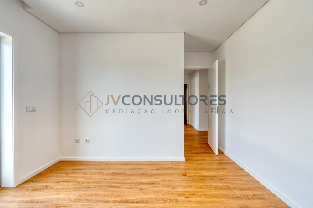 Apartamento T2 para Venda em Valongo do Vouga Foto 28