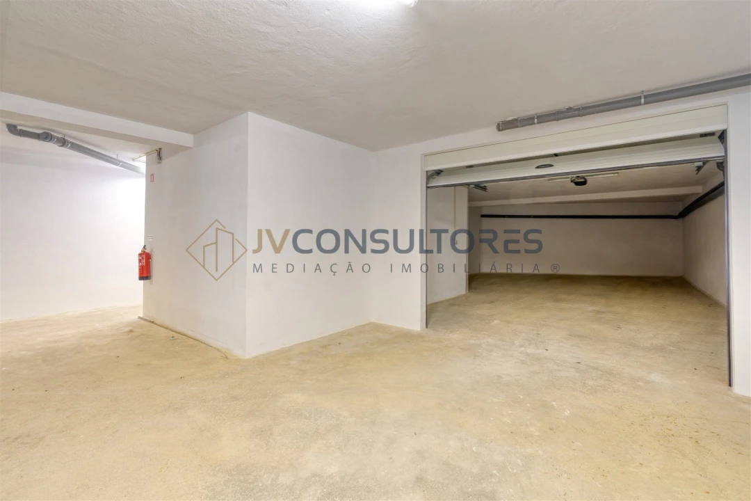 Apartamento T2 para Venda em Valongo do Vouga Foto 17