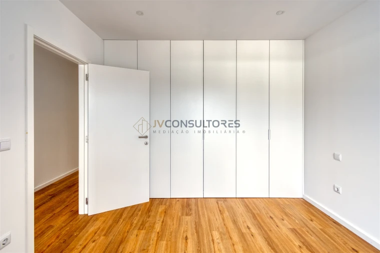 Apartamento T2 para Venda em Valongo do Vouga Foto 21