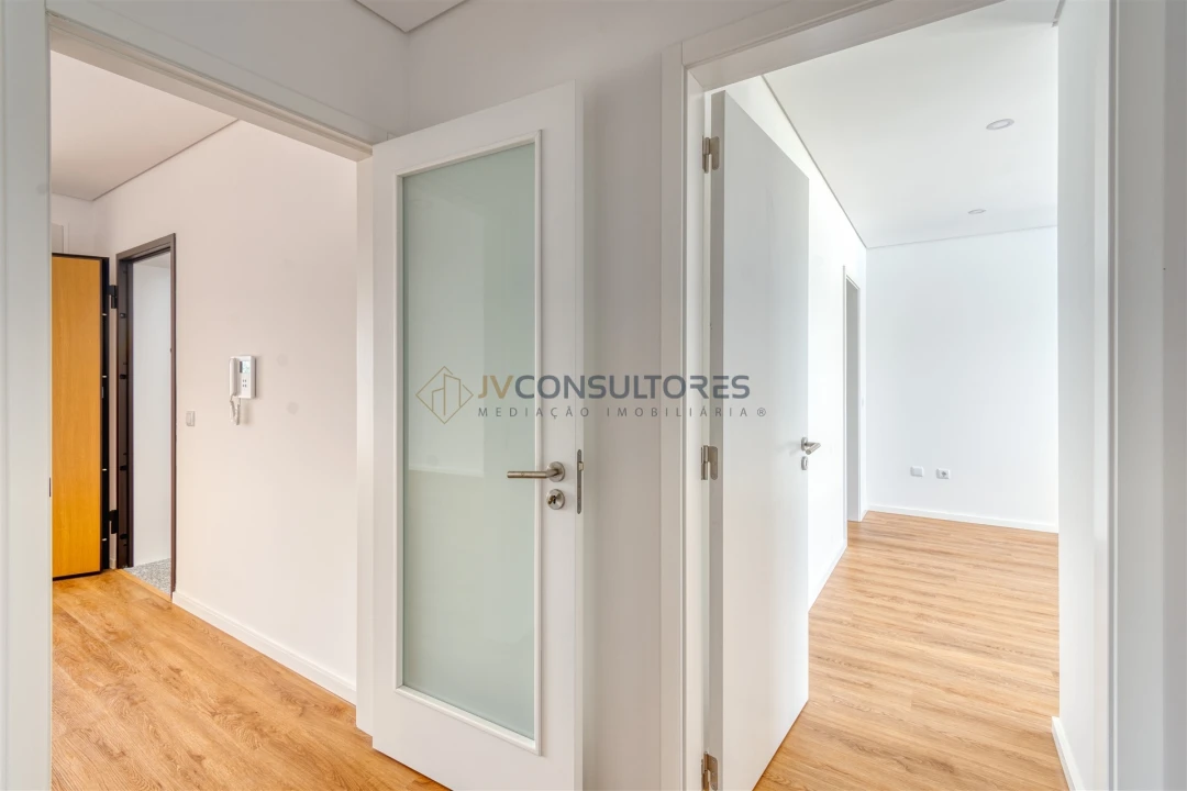 Apartamento T2 para Venda em Valongo do Vouga Foto 79