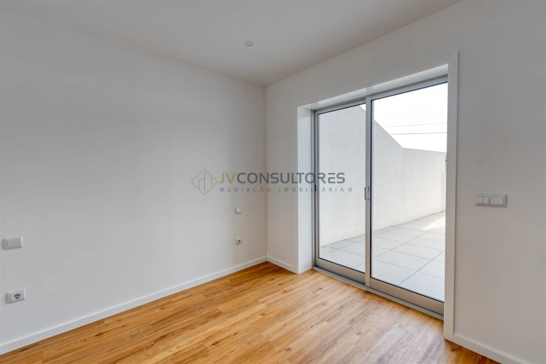 Apartamento T2 para Venda em Valongo do Vouga Foto 12