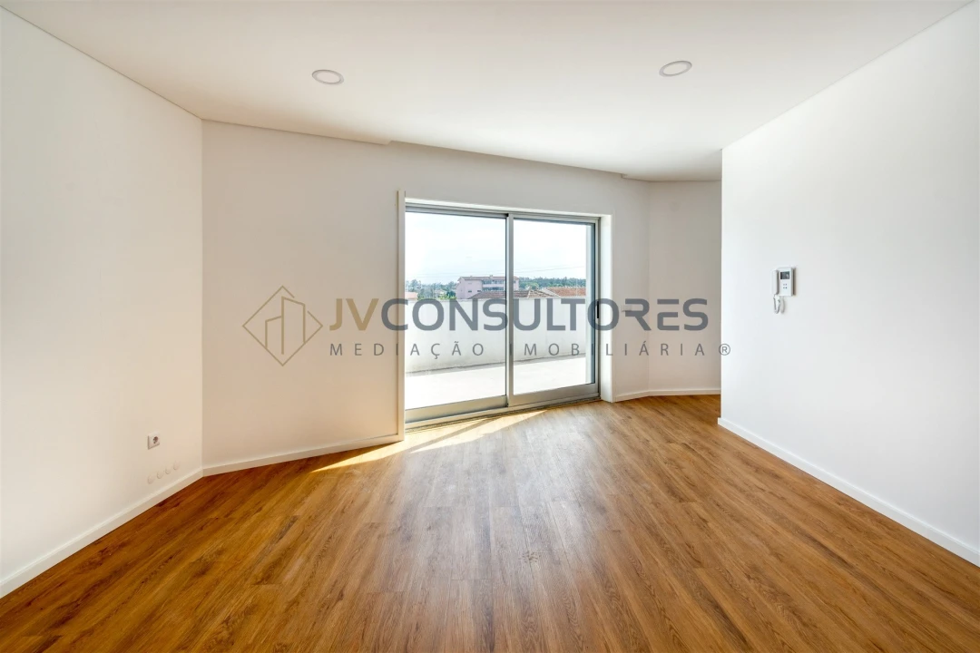 Apartamento T2 para Venda em Valongo do Vouga Foto 2