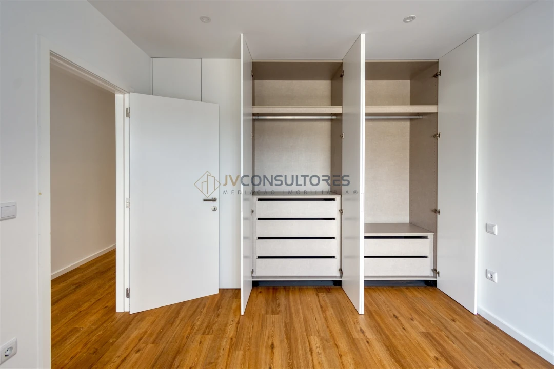 Apartamento T2 para Venda em Valongo do Vouga Foto 20