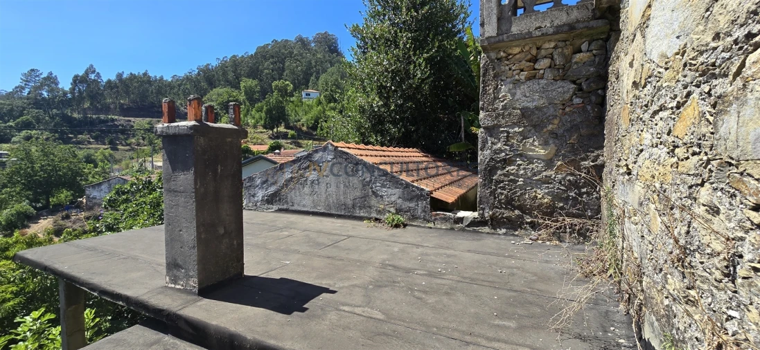 Moradia T1 para Venda em Rocas do Vouga Foto 8