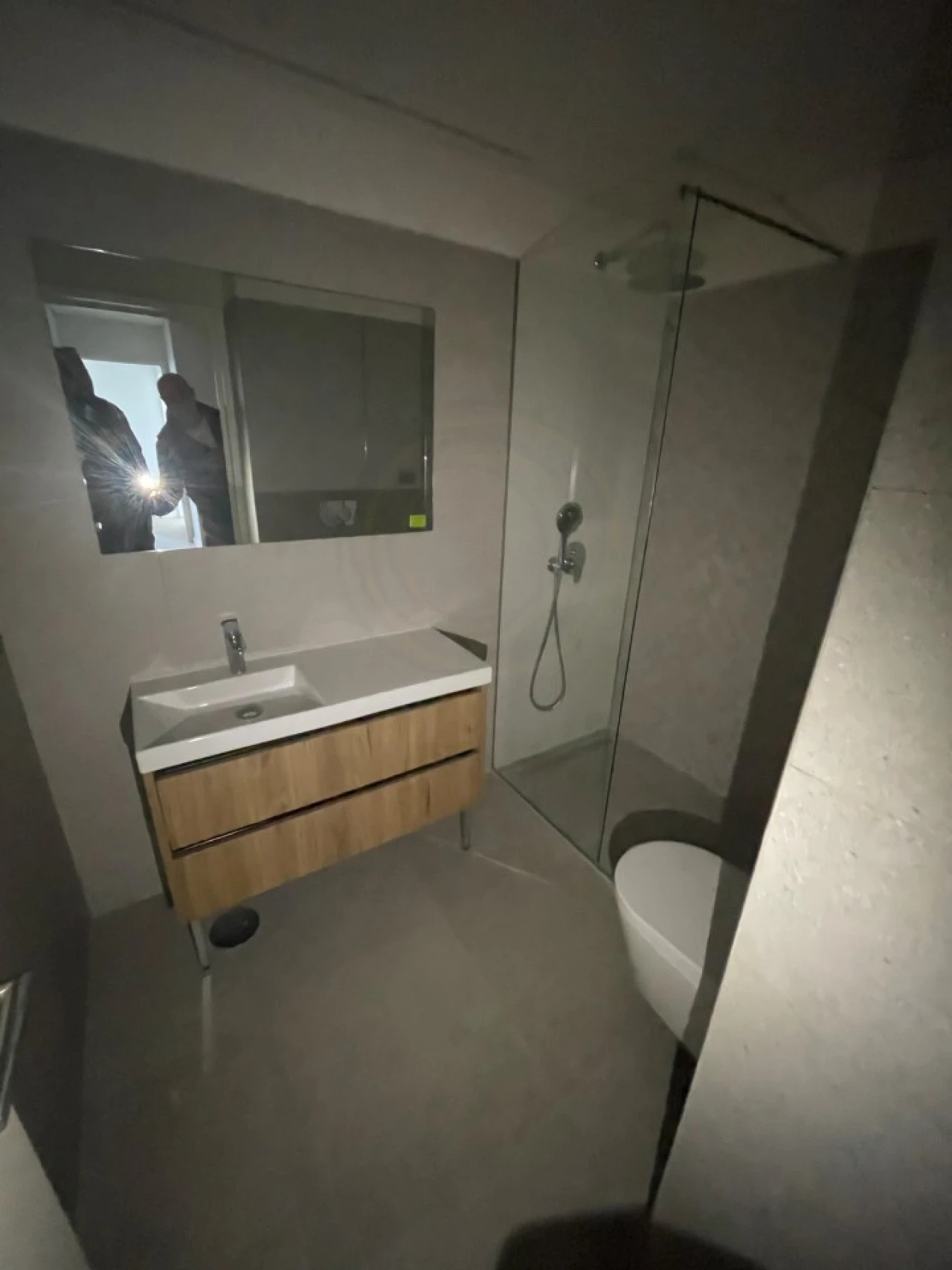 Apartamento T1 para Venda em Lordelo do Ouro e Massarelos Foto 19