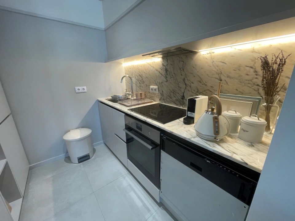 Apartamento T1 para Venda em Lordelo do Ouro e Massarelos Foto 5