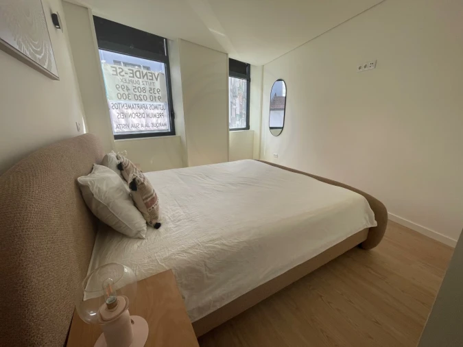 Apartamento T2 para Venda em Lordelo do Ouro e Massarelos Foto 9