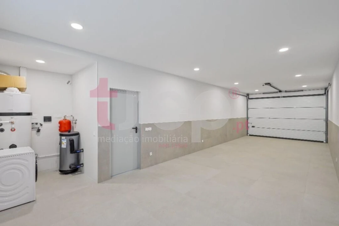 Moradia T3 para Venda em Abade de Neiva Foto 30